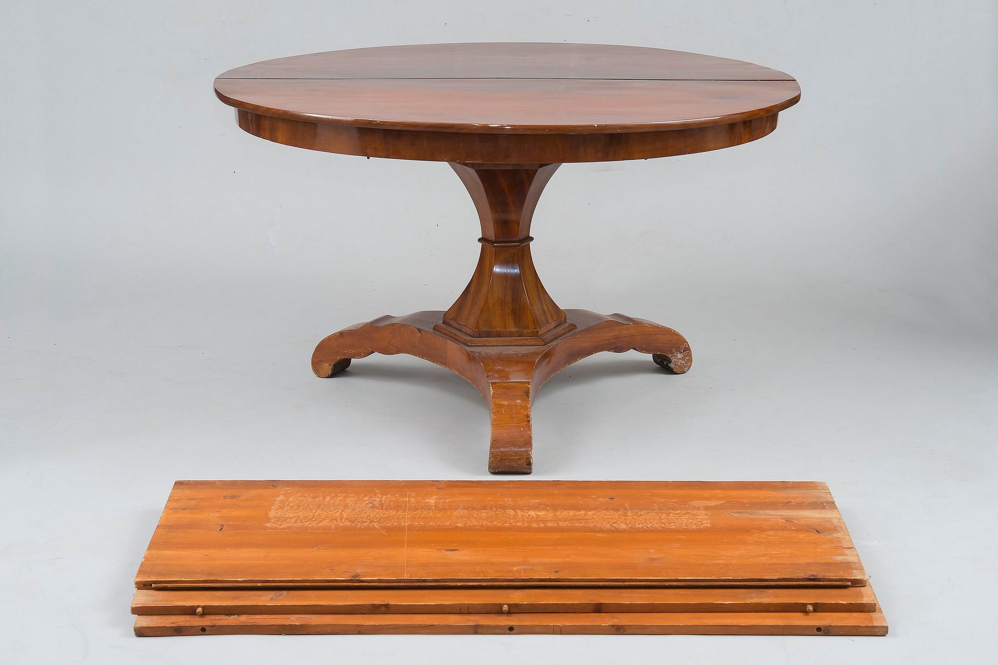 MATBORD, empirestil 1800-tal.