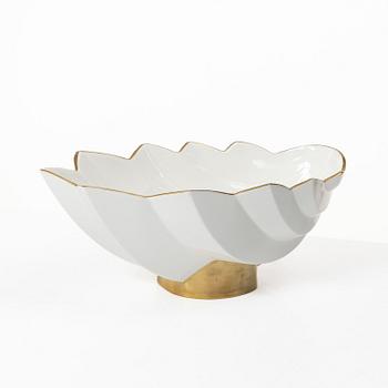 Karin Björquist, A shell shaped serving dish 'Pliss' from the Nobel dinner service, Gustavsberg, post 1991.