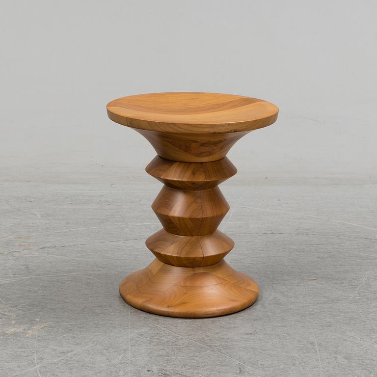 Charles & Ray Eames, "One Time Life" pall, valnöt, Vitra.