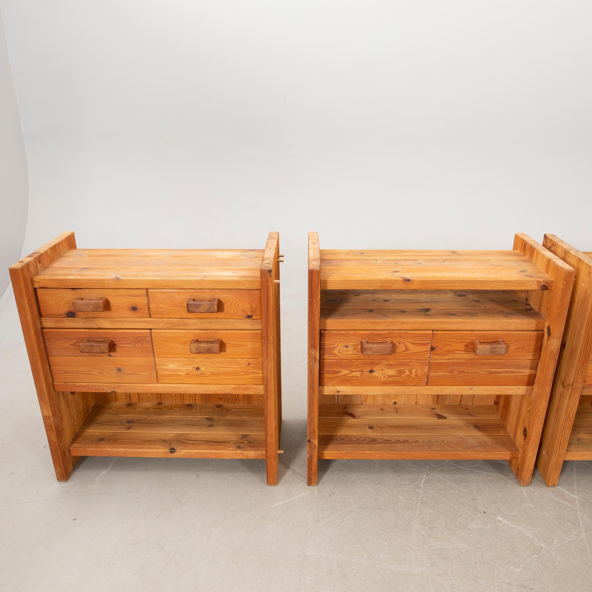 Hans Frydendal, Shelves 4 dlr "Christian IV" for IDE Furniture Denmark 1970s.