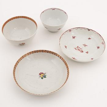 A set of two cups with saucers and four dishes, Qing dynasty, Qianlong (1736-95).