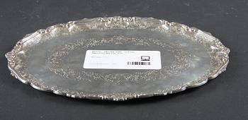 BRICKA/FAT, silver. Importstämplar 835.