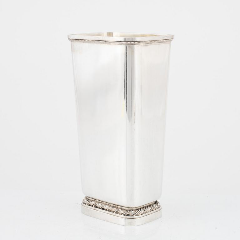 Atelier Borgila, a sterling silver vase, Stockholm 1965.