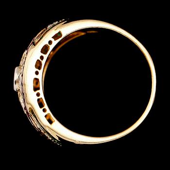 RING, 18 k guld, briljanter, safirer, smaragder, rubiner.