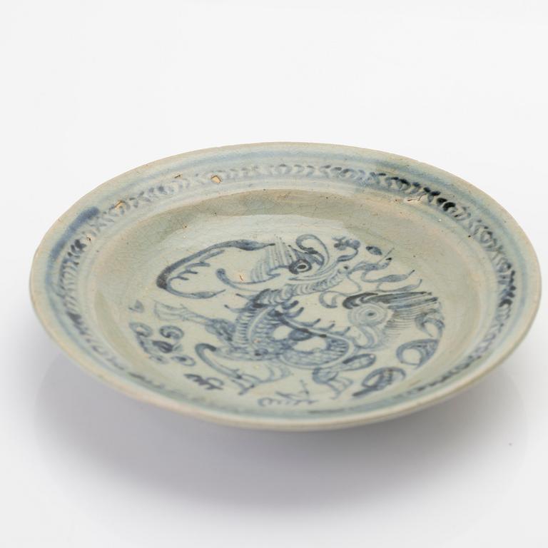 A group of porcelain, 4 pieces, China, Ming Dynasty (1368–1644).
