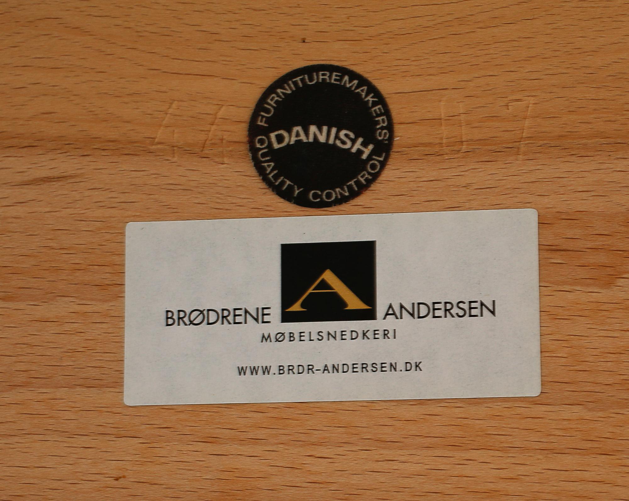 MATBORD, Brøderne Andsersen, Danmark, omkring sekelskiftet 2000.
