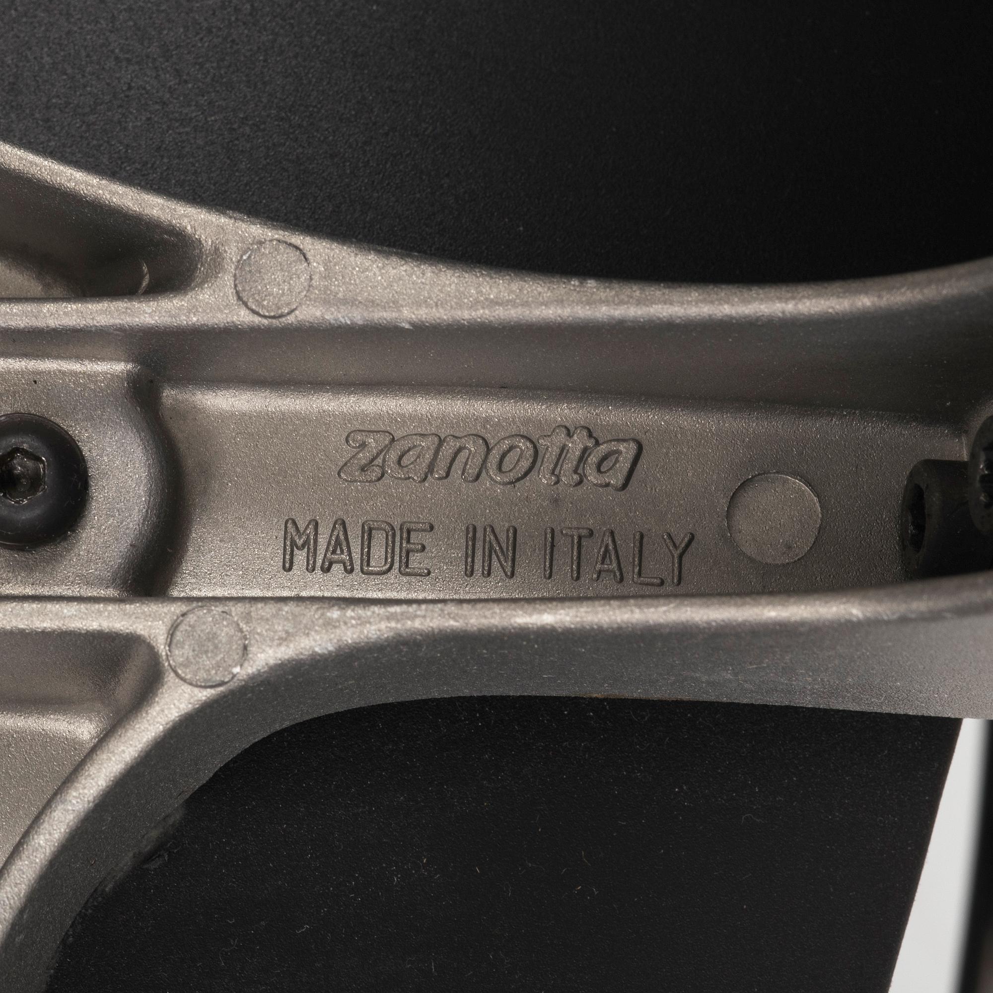 Enzo Mari, stolar, 4 st, "Marina", Zanotta, Italien, 2000-tal.