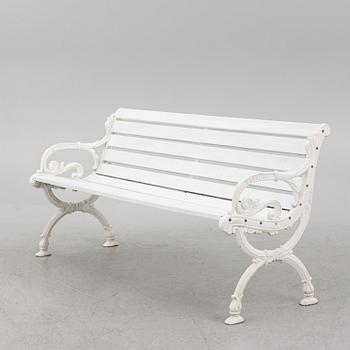 A garden sofa, a table and a pair of chairs, Byarums bruk.