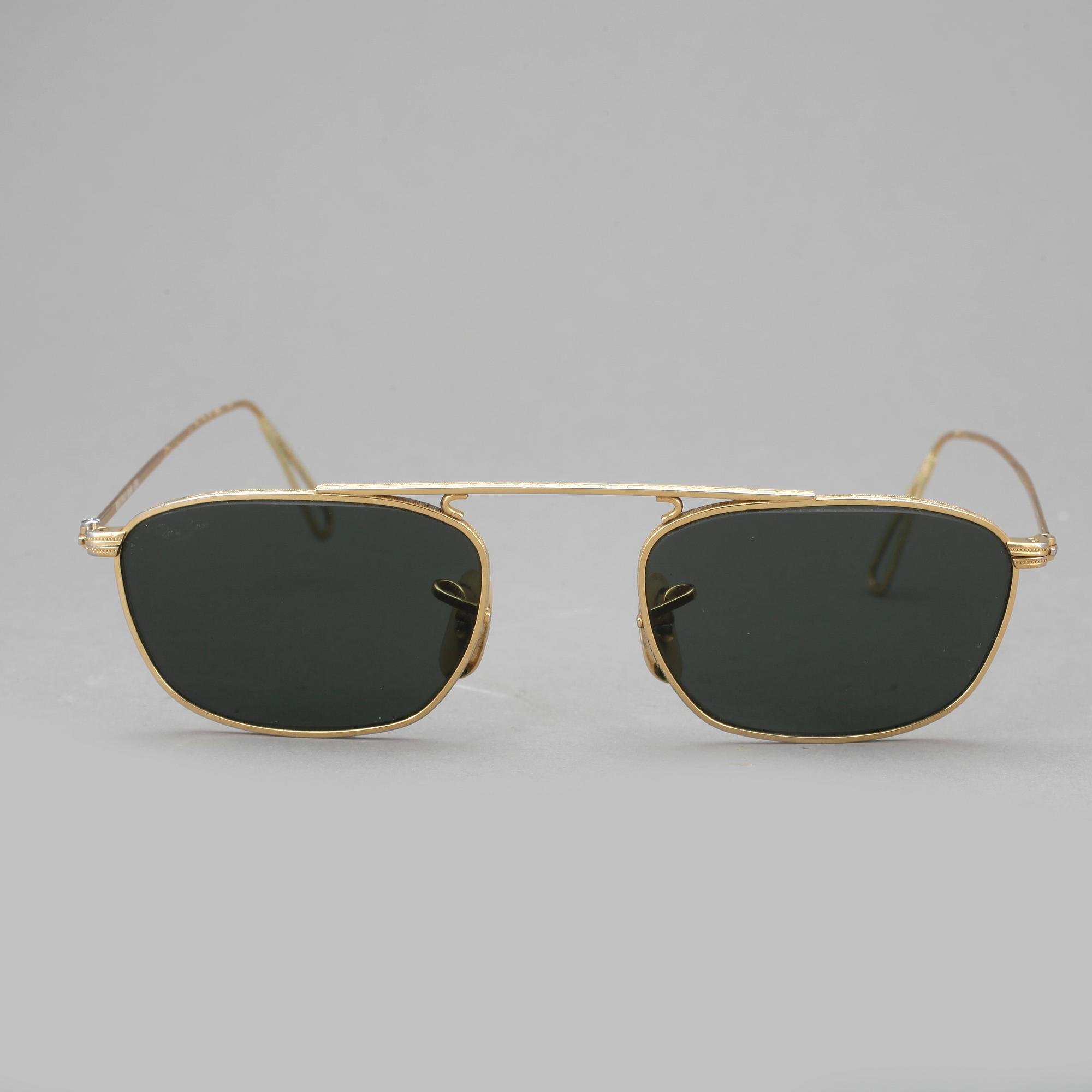 SOLGLASÖGON, Ray Ban.