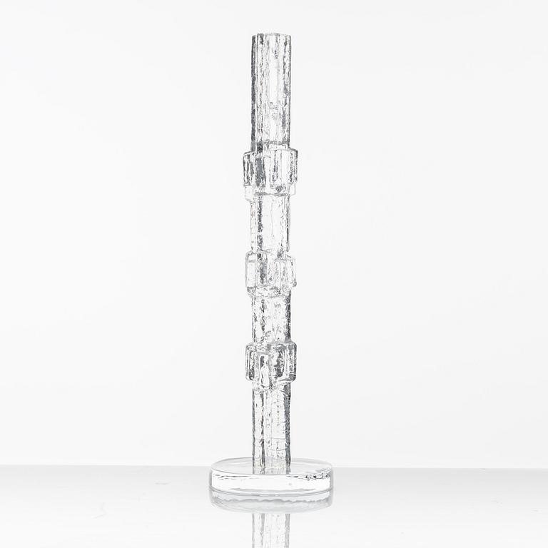 Edvin Öhrström, "Vertikal accent i kristall", skulptur, glas, Lindshammars glasbruk, 1988.,