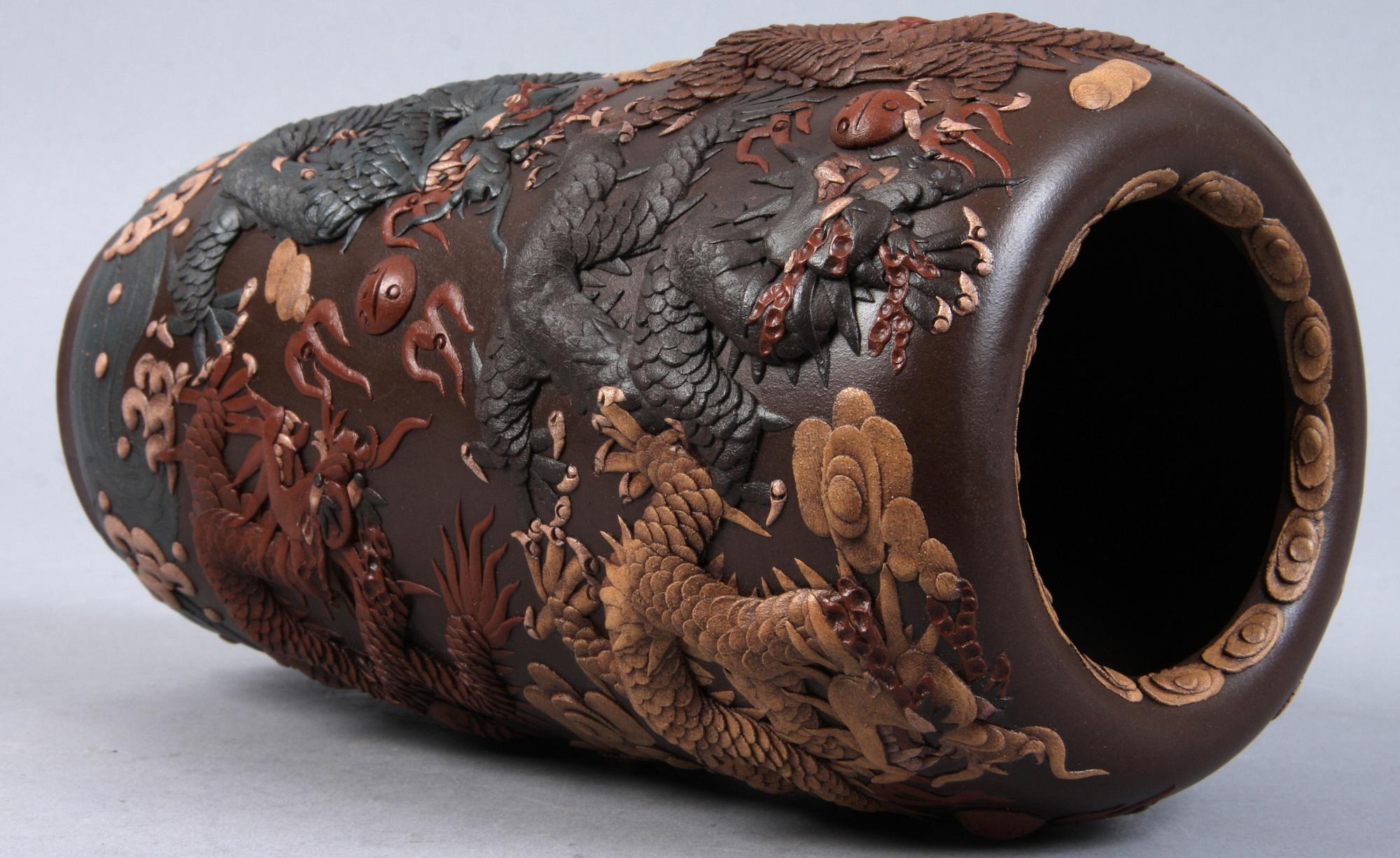 VAS samt FAT, stengods samt porslin, Japan, 1800/1900-tal.