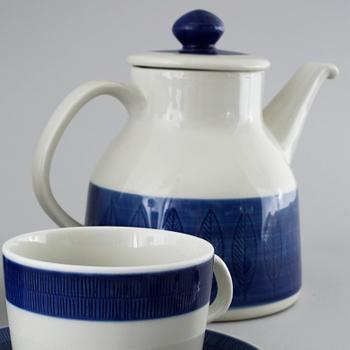 A tea/coffee set of 12 pcs by Hertha Bengtsson for Rörstrand, in production 1956-1988.