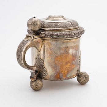 A silver tankard, mark of GAB, Stockholm 1923.