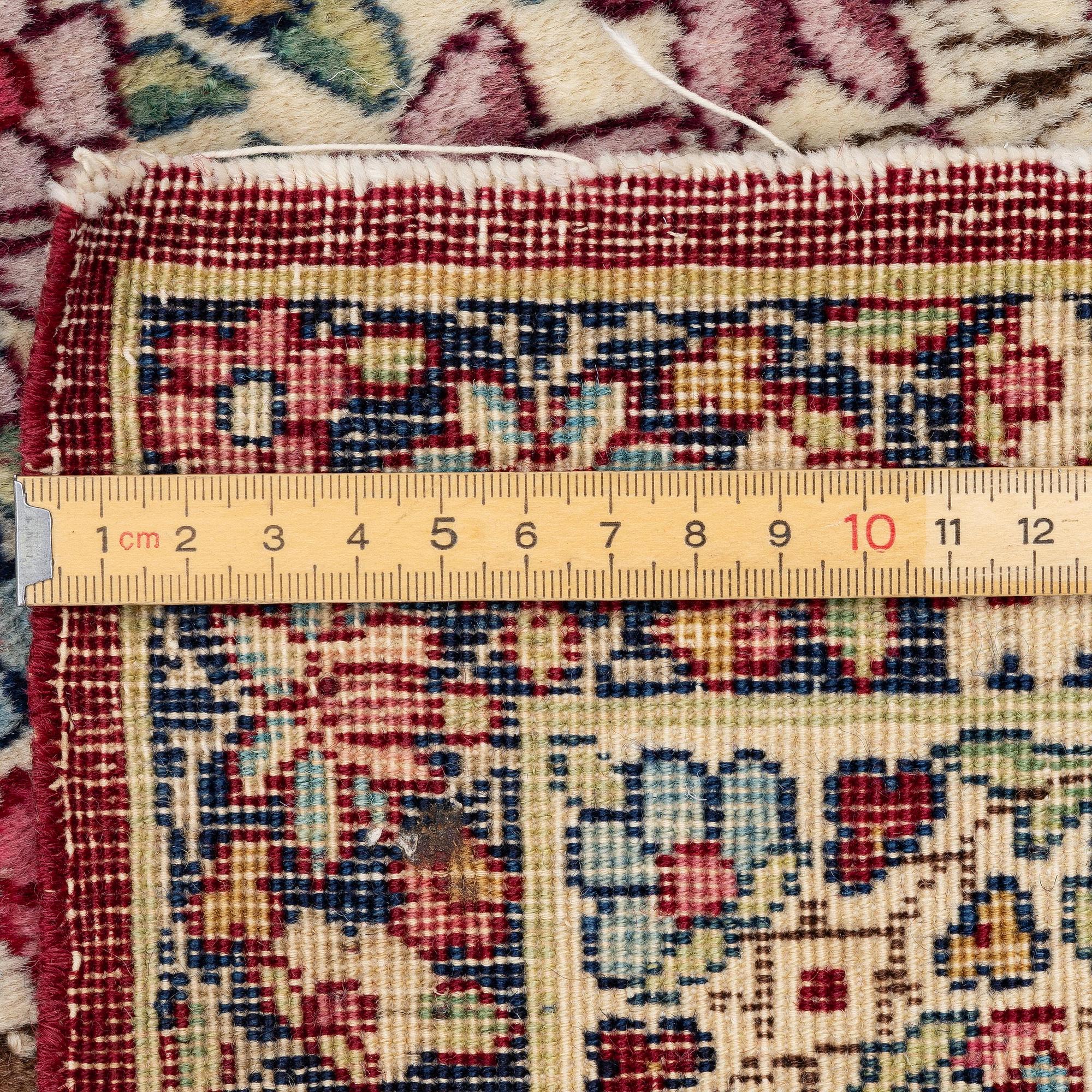 Matta, antik Kirman Laver, södra Persien, ca 210 x 134 cm.