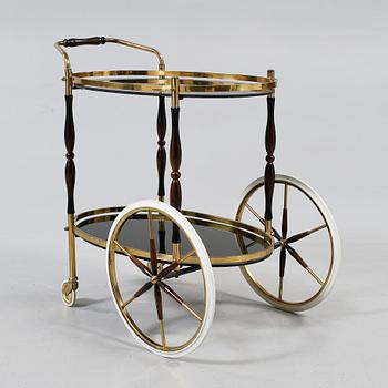 SERVERINGSVAGN, 1900-talets andra hälft.