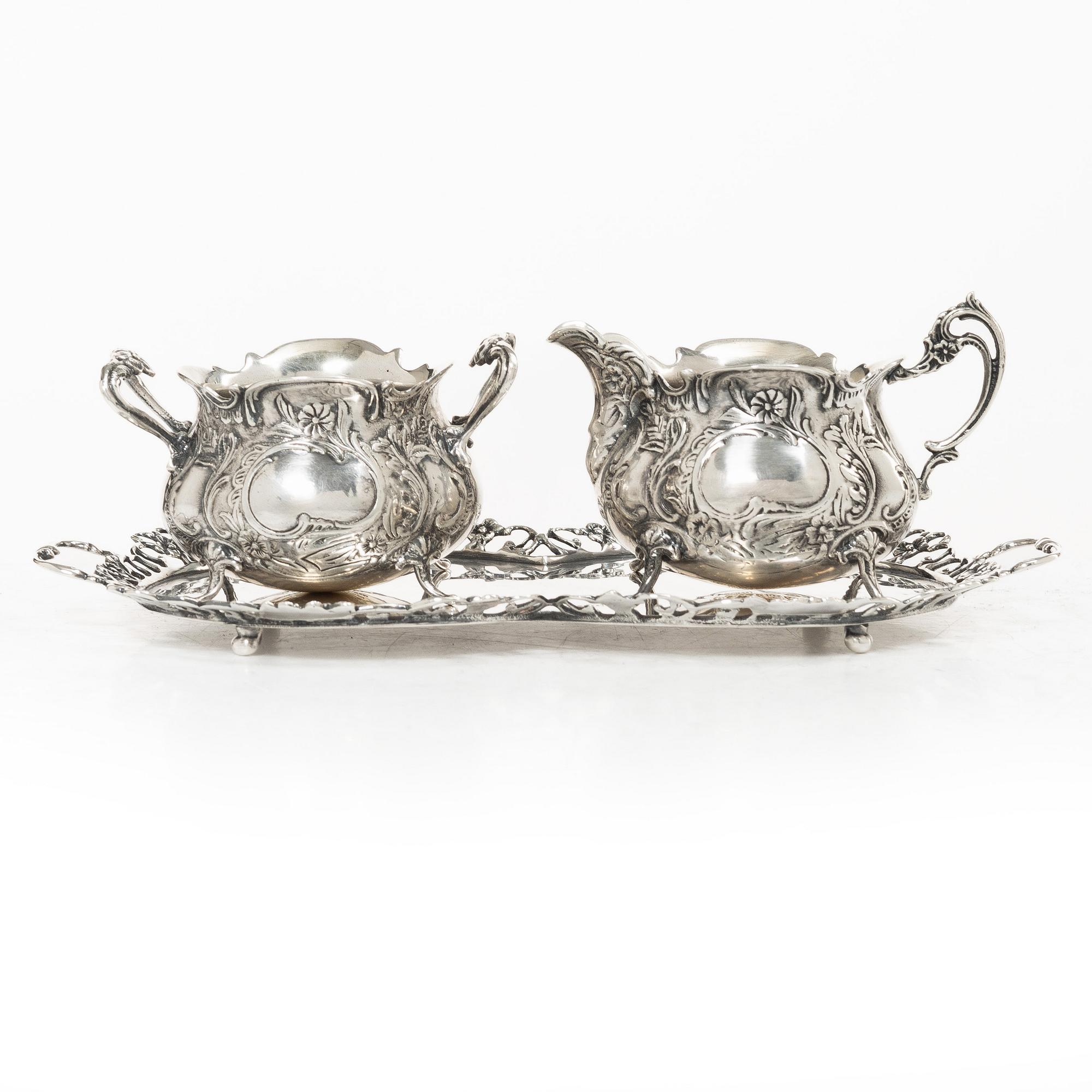 Gewe Silvervarufabriken Ab, cream jug, sugar bowl and tray, silver, Rococo style, Malmö 1968–1976.