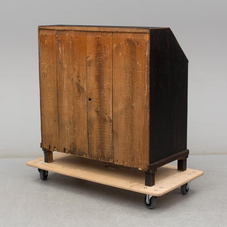 A painted pine secretaire, first half of the 19th Century.