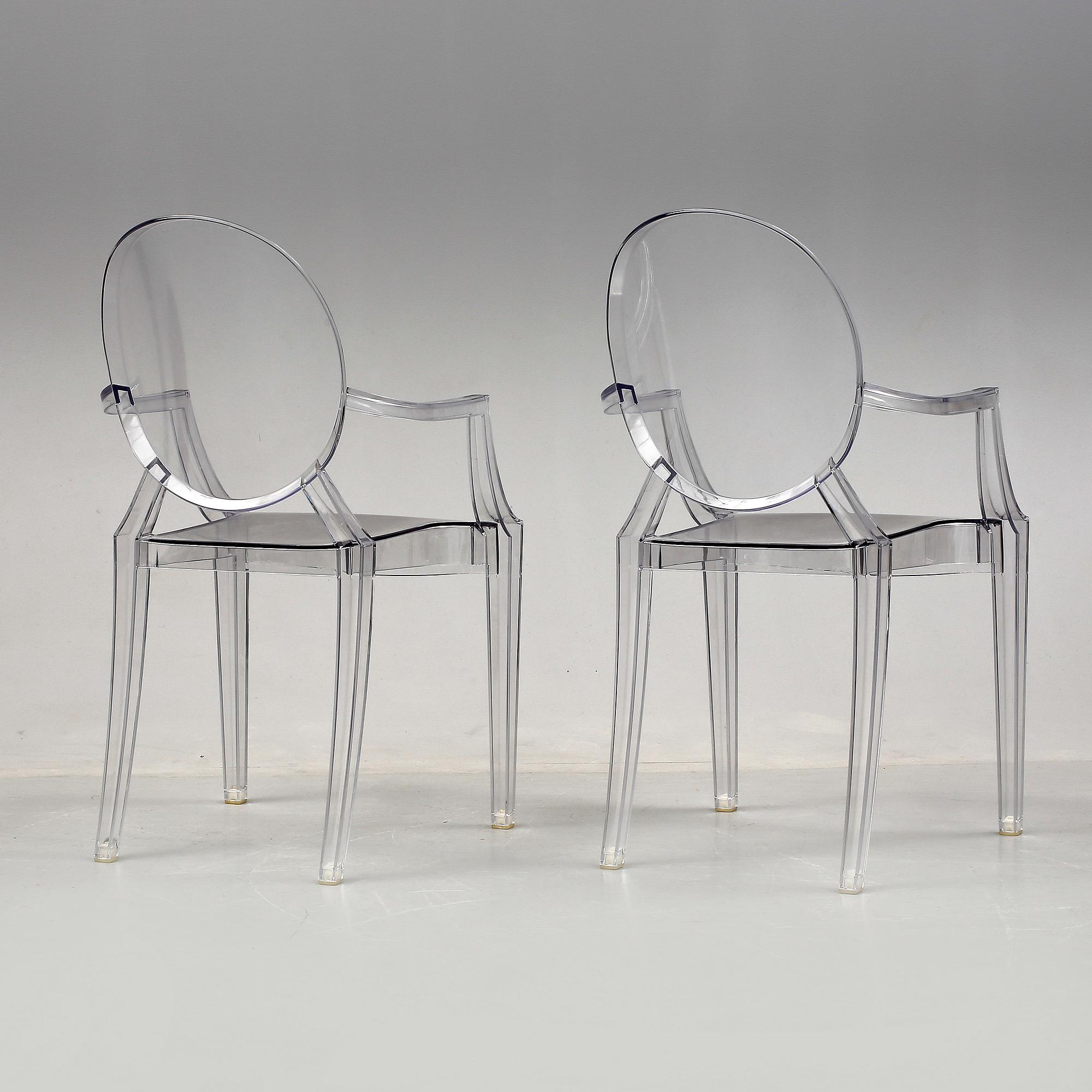 KARMSTOLAR, ett par, "Louis Ghost", Philippe Starck för Kartell.