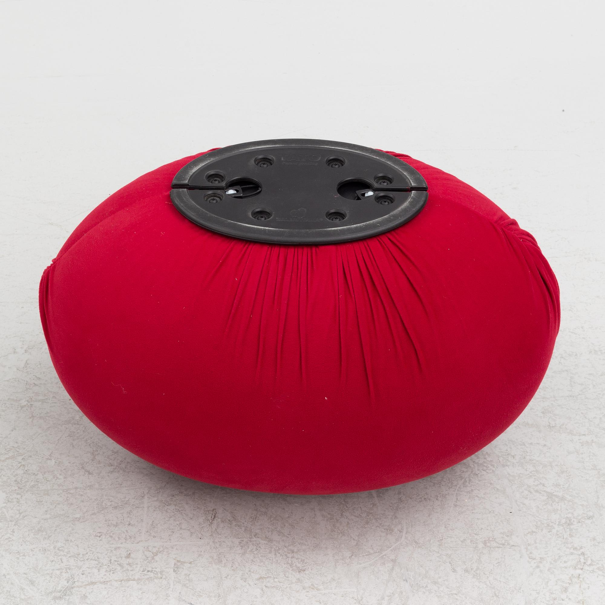 Denis Santachiara, ottomans/chairs, a pair, "Tato Egg Seat", Baleri, Italy, 21st century.