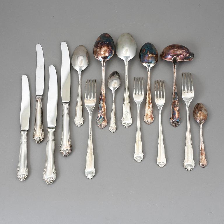 DELAR TILL BESTICKUPPSÄTTNING, 15 delar, silver. Modell Drottning Viktoria, C G Hallberg, Stockholm, 1900-talets mitt.