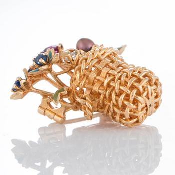 A WA Bolin basket brooch designed by Barbro Littmarck.