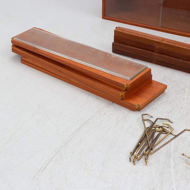 Poul Cadovius, shelving system, "Royal System", Denmark, second half of the 20th century.