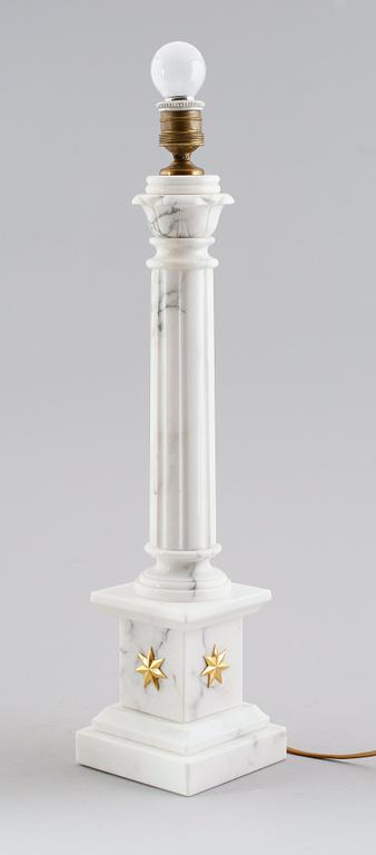 LAMPFOT, marmor, gustaviansk stil, 1900-talets mitt.