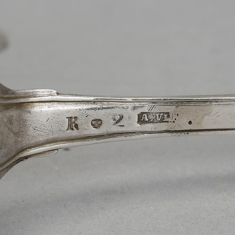 MATSKEDAR, 4 st, silver, Sverige och Danmark, sent 1700-/ omkring år 1800. Vikt ca 205.