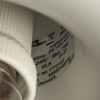 Poul Henningsen, taklampa, "PH 5", Louis Poulsen, Danmark.