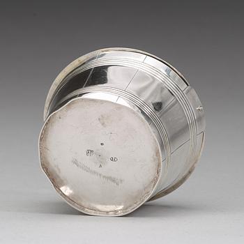JOHAN PETTERSSON BERG, Norrköping 1759, smörtina, silver.