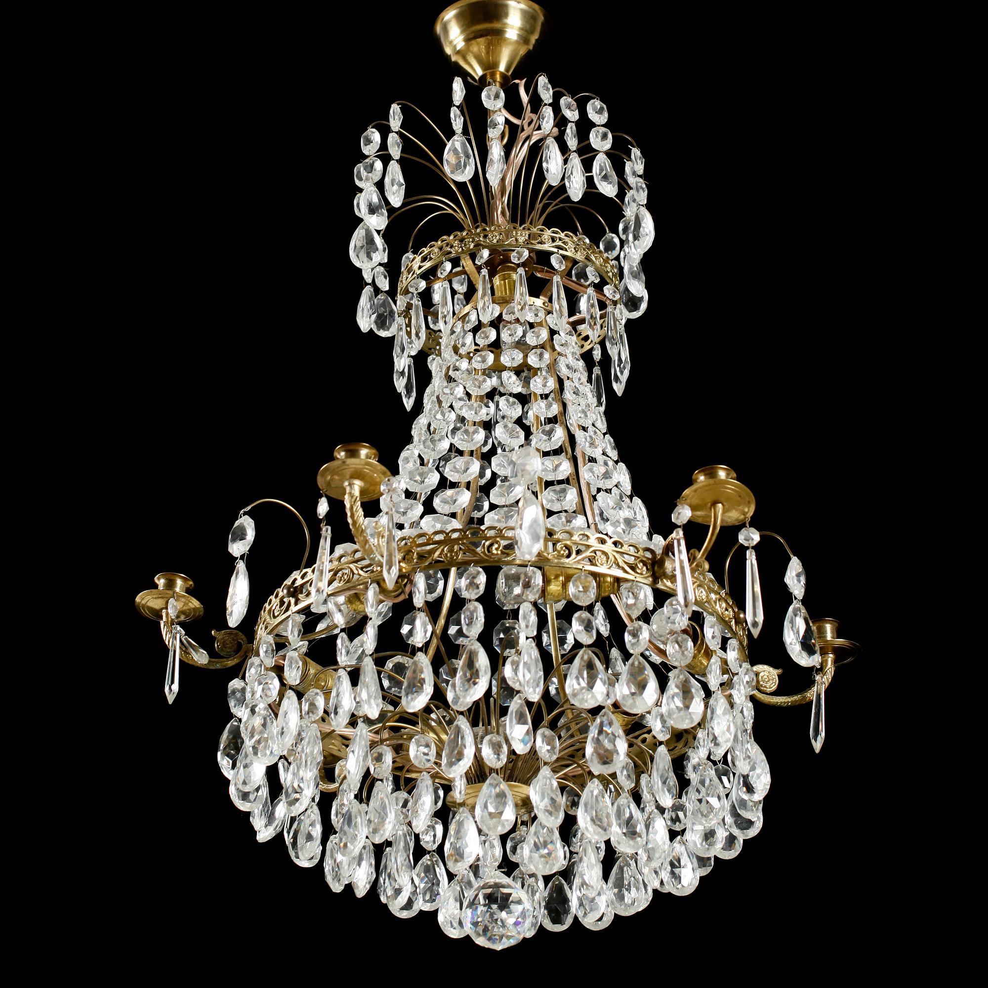 LJUSKRONA, empirestil, 1900-talets mitt. Höjd ca 70 cm.