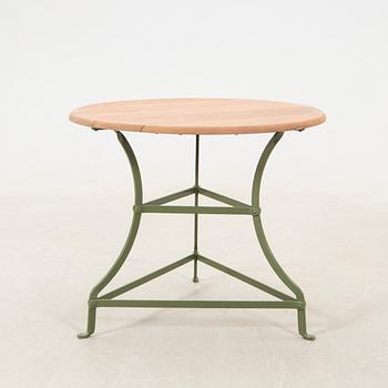 Garden table, "café table" Hope 2000s.