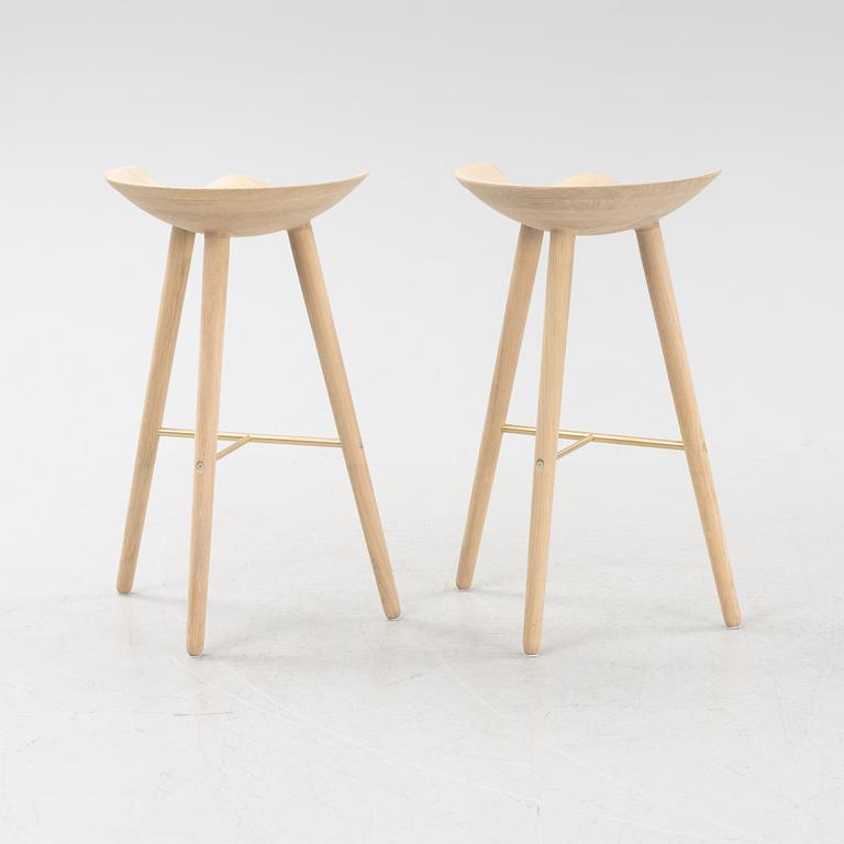 Flemming Lassen, Barstolar ett par, ML42, by Lassen, Danmark, formgivna 1942.