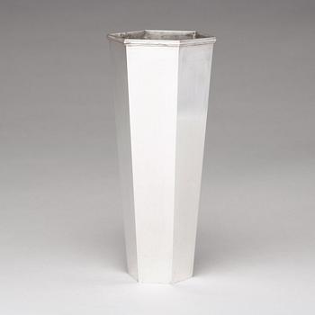 Wiwen Nilsson, vas, Lund 1965, sterling silver.