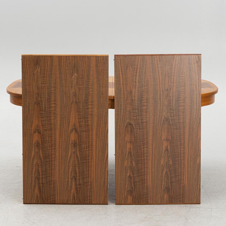 Carl Malmsten, dining set, "Ambassadör", Åfors Möbelfabrik (9 pieces).