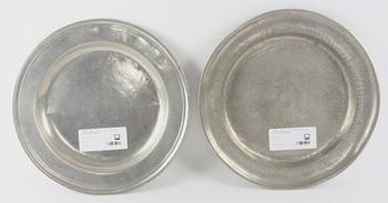 FAT, 2 st, tenn, 1800-tal. Otydliga stämplar.