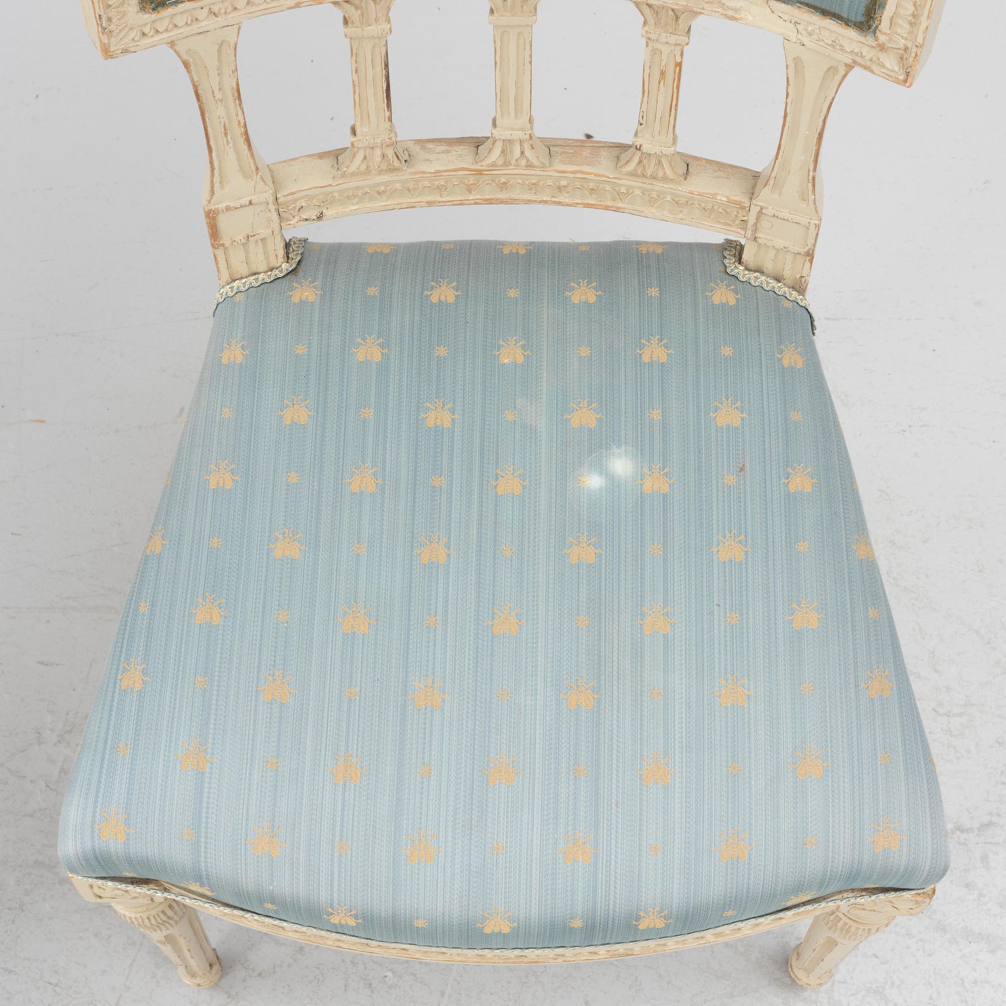 Stolar, ett par, sengustavianska, omkring år 1800.