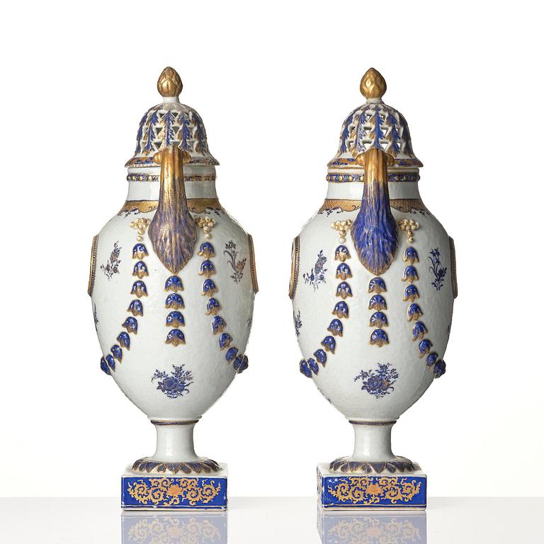 A pair of 'Marieberg' potpourri jars with covers, Qing dynasty, 18th century.