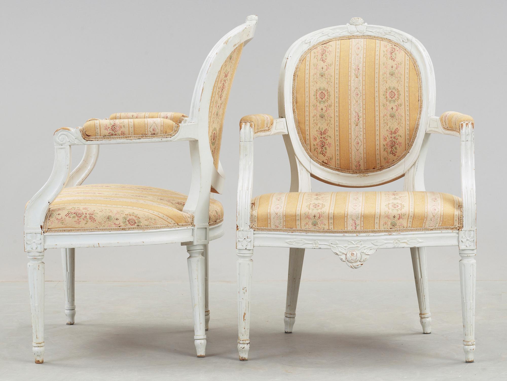 KARMSTOLAR, ett par, gustaviansk stil, omkring 1900-talets mitt.