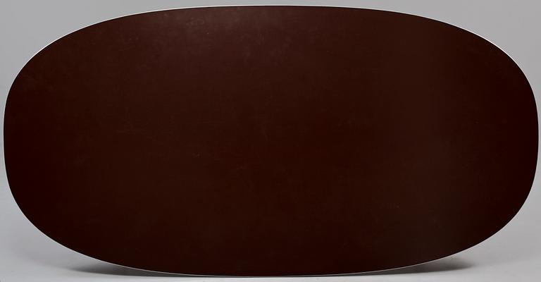 BORD, "Superellips", Bruno Mathsson och Piet Hein, 1900-talets fjärde kvartal.