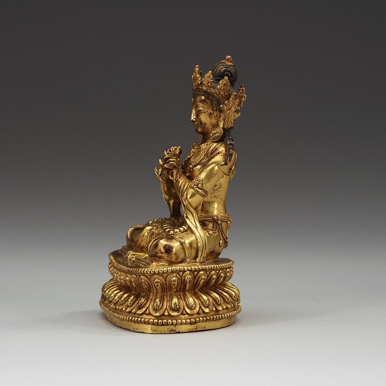 A gilded bronze seated Vajrasattva, Republic, 20th Century, with Yongle six character mark.