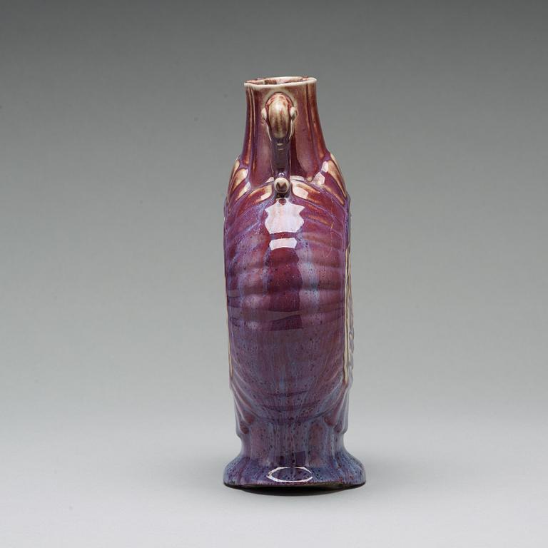 A flambé glazed vase, Qing dynasty, 19th century.