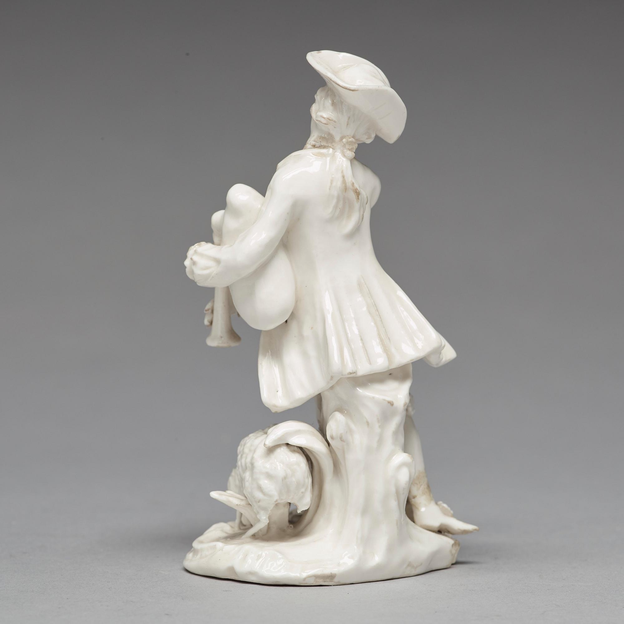 FIGURIN, mjukt porslin. Marieberg, 1700-tal.
