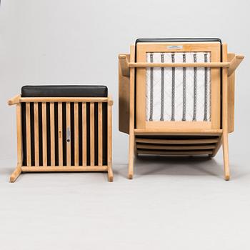 Hans J Wegner, fåtölj, modell GE-290 A och fotpall, Getama 2004.