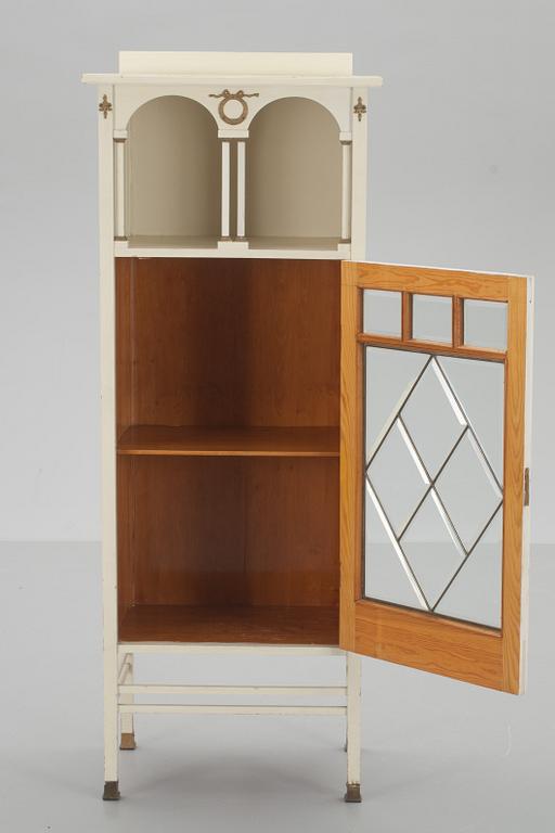 VITRINSKÅP, nyklassicism. 1900-talets början.