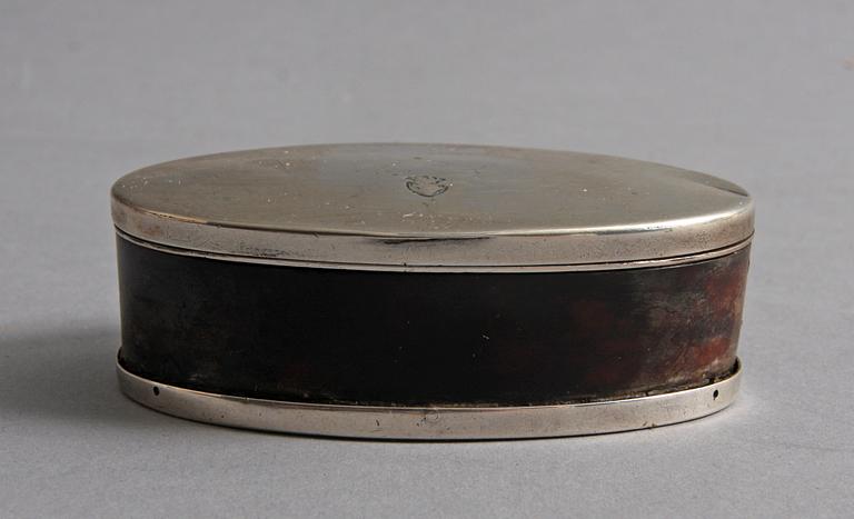 SNUSDOSA, silver och sköldpadd, bl a Jonas Frohm, Helsingborg 1852.