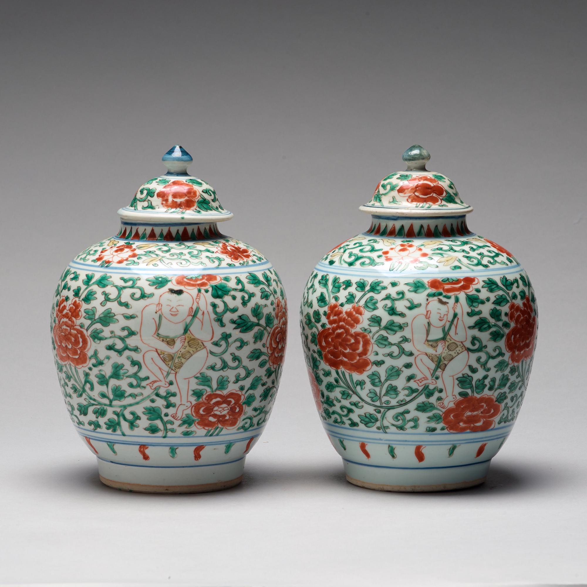 A pair of wucai Transitional jars, 17th Century.