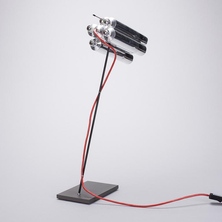 BORDSLAMPA, "Tu-be two" Ingo Maurer.