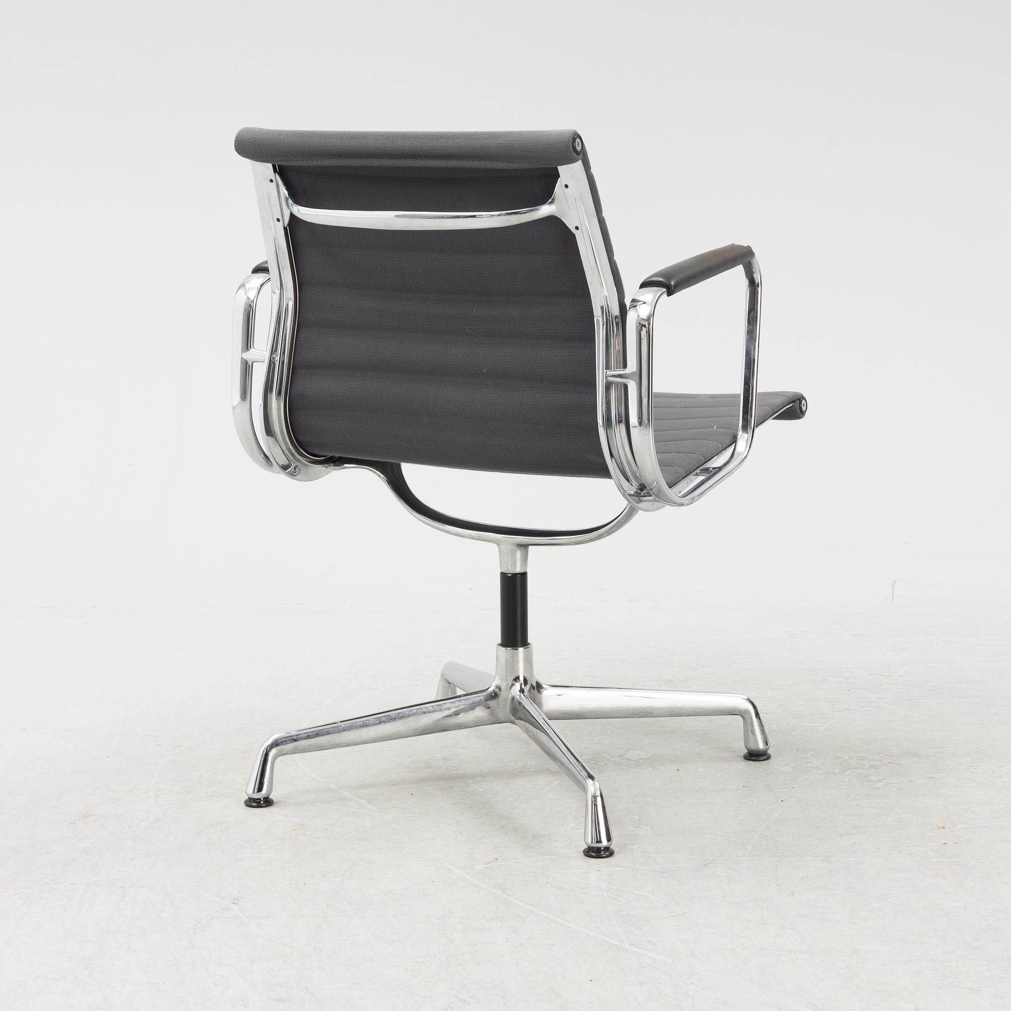 Charles & Ray Eames, EA 108 office chair, Vitra.