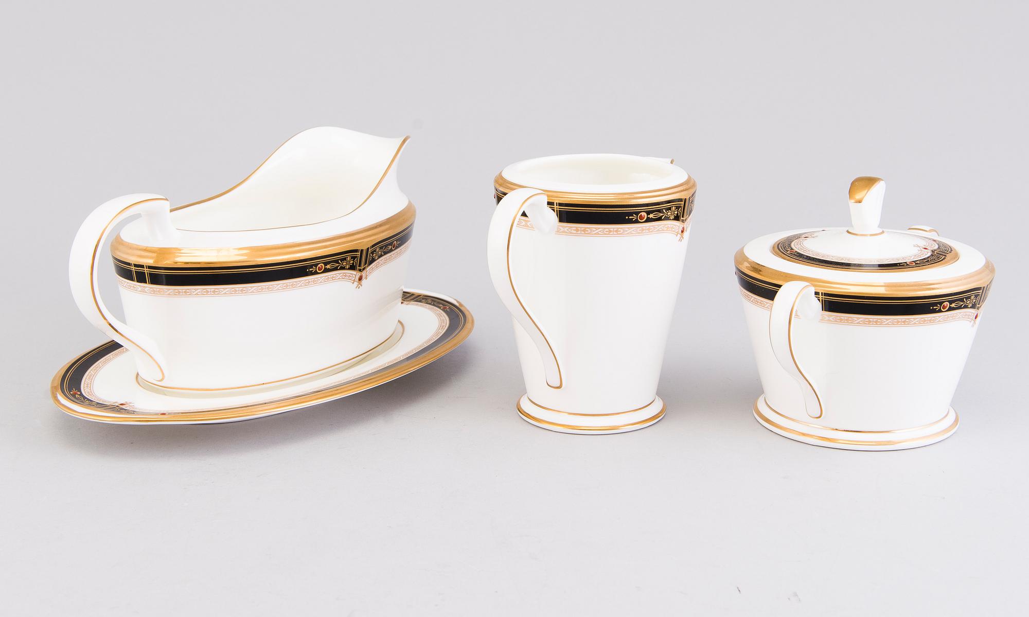 A Japanese 84-pcs Noritake porcelain coffee set and dinnerware from the end of the 20th Century.